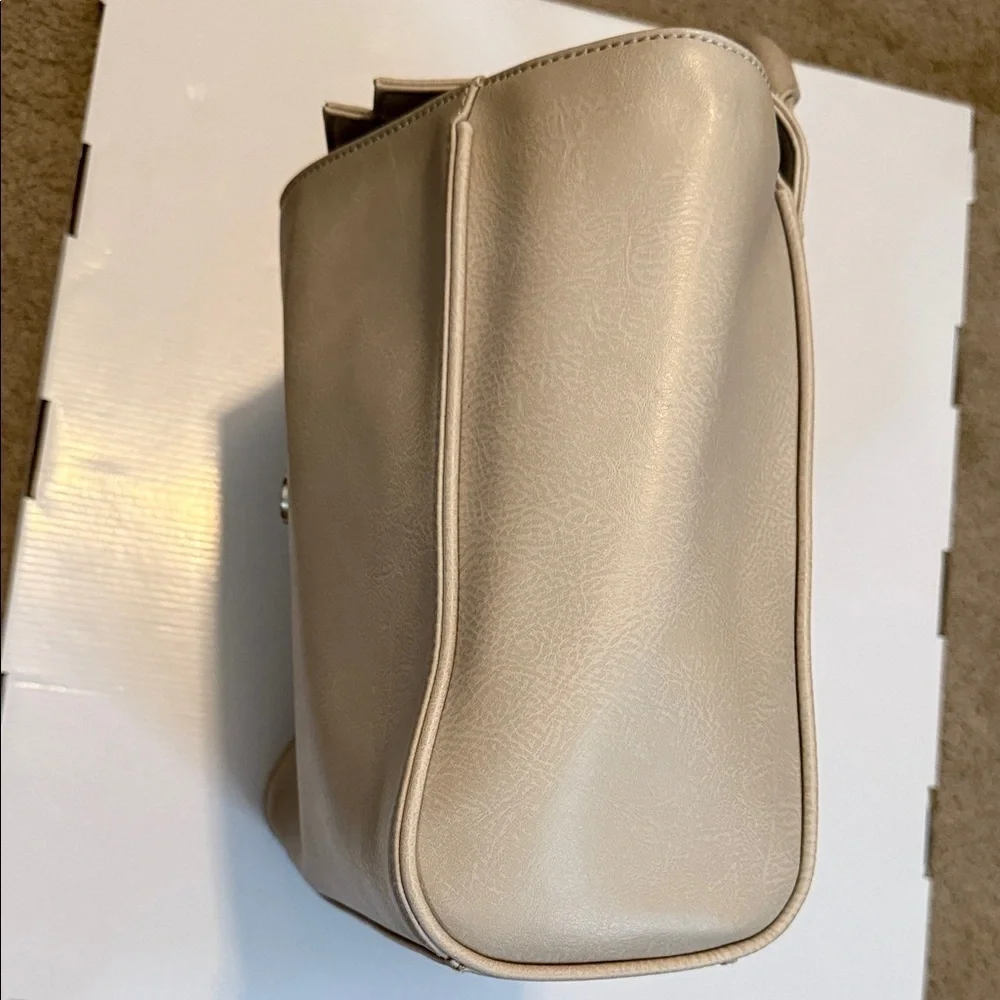 NWOT Matt & Nat Beige Satchel